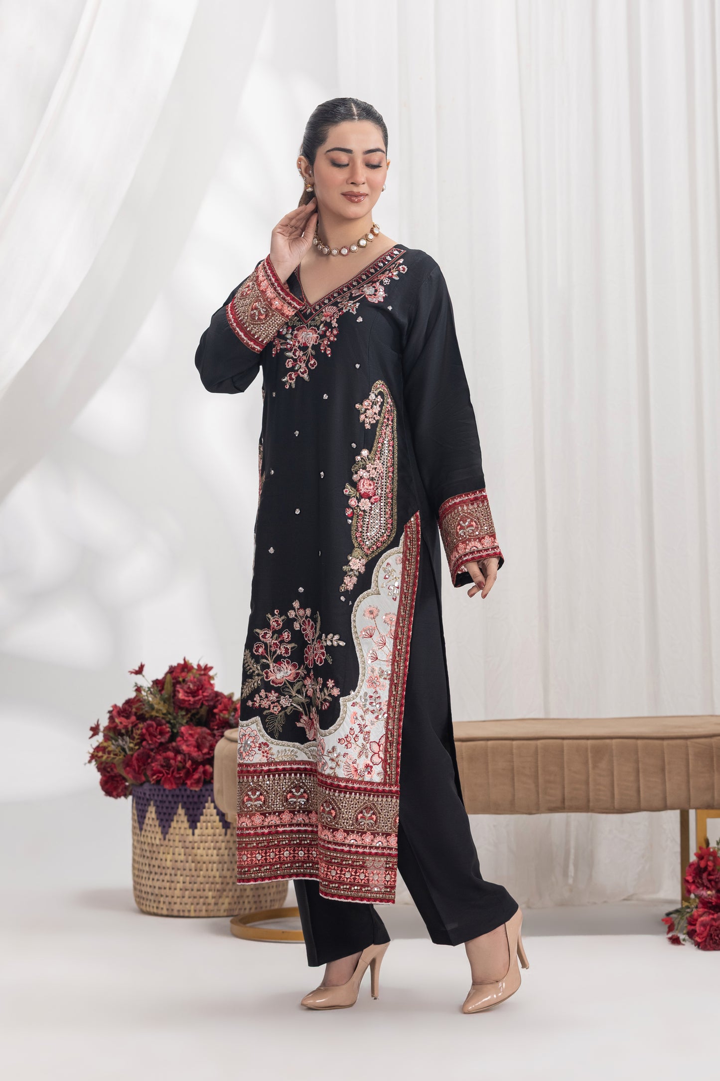 Black Elegance 3-Piece Pret