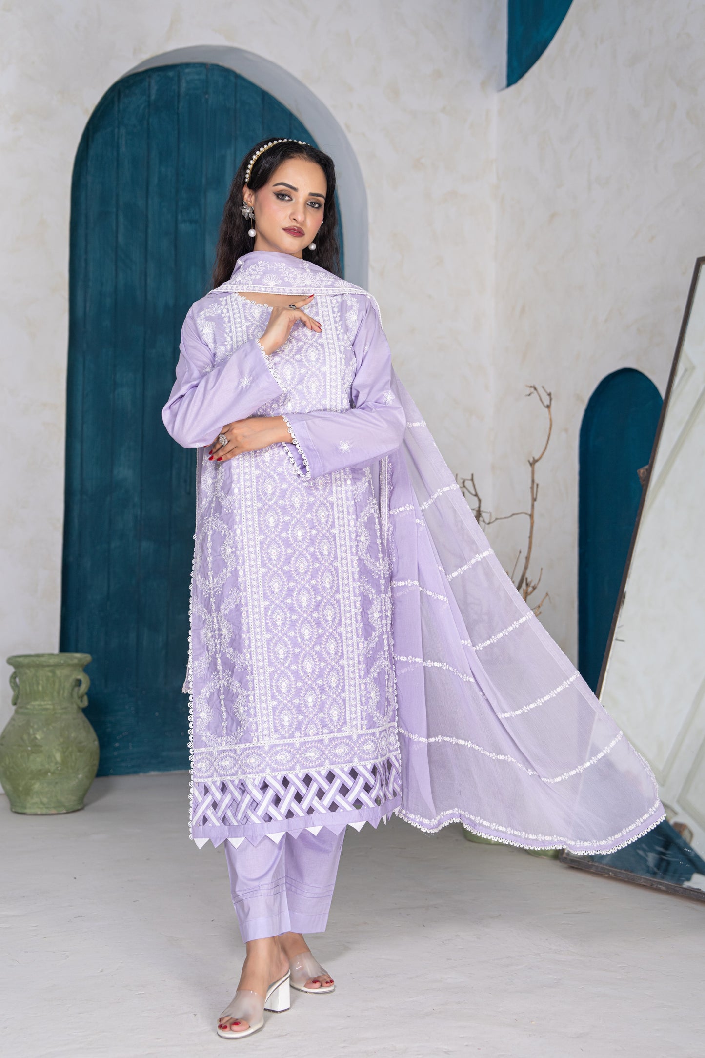Lilac Luxe – 3Pc Stitched Embellished Lawn Suit