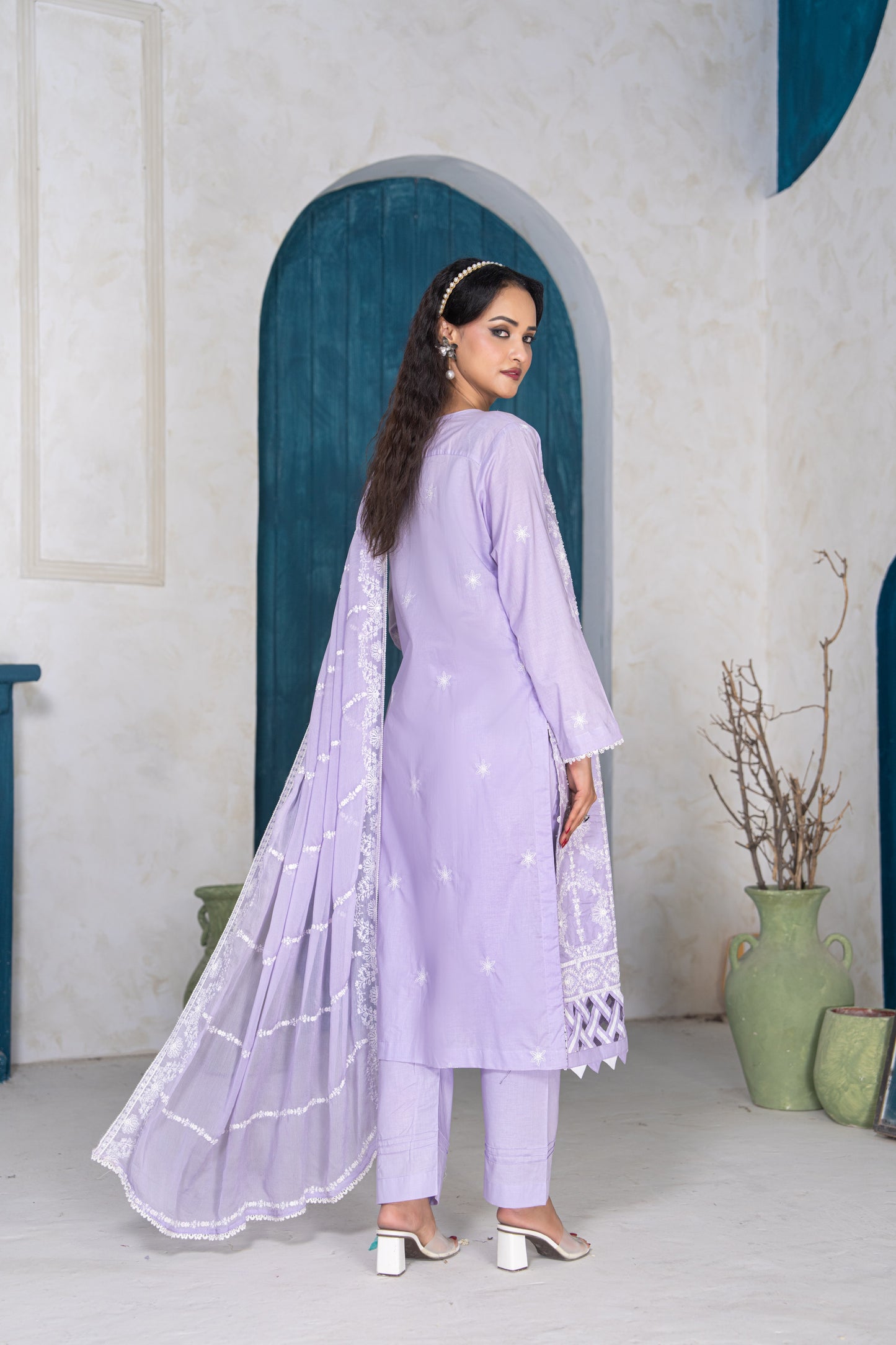 Lilac Luxe – 3Pc Stitched Embellished Lawn Suit