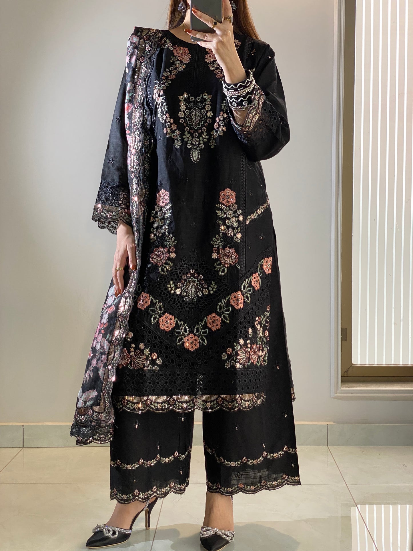 SIYYAH 3-Piece Pret