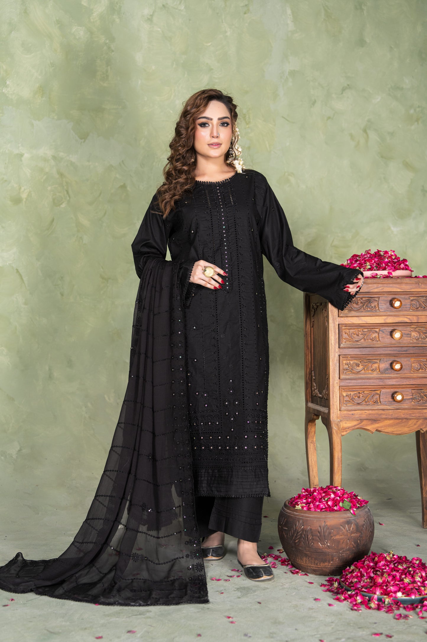 Midnight Noir – 3Pc Stitched Lawn Suit
