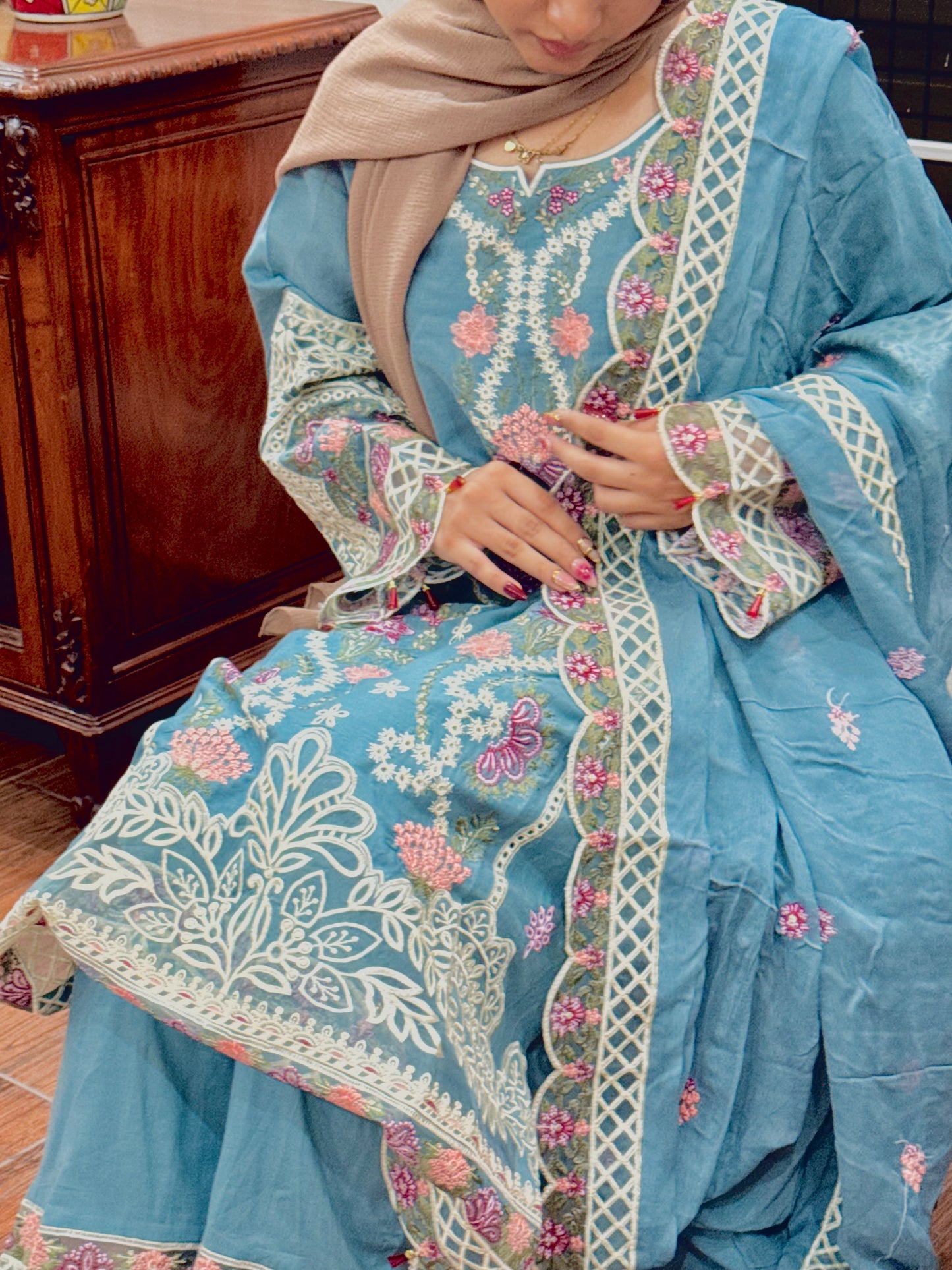 Azure Blossom – 3PC Luxury Embroidered Lawn Suit